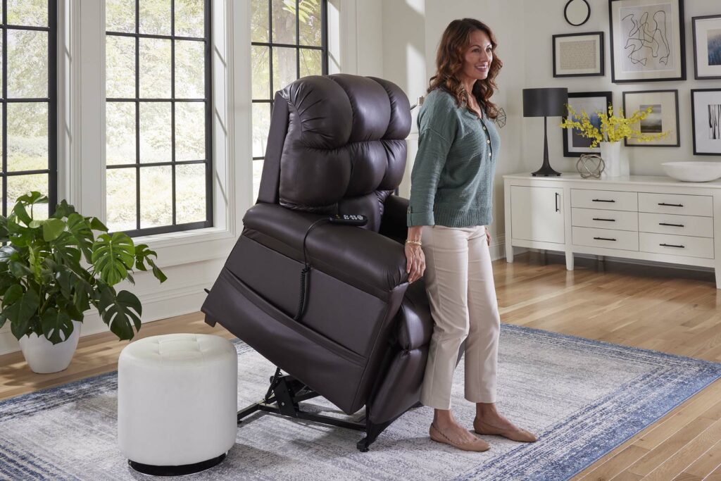 Phoenix  Cloud PR510 Lift Chair Recliner by Golden Tech